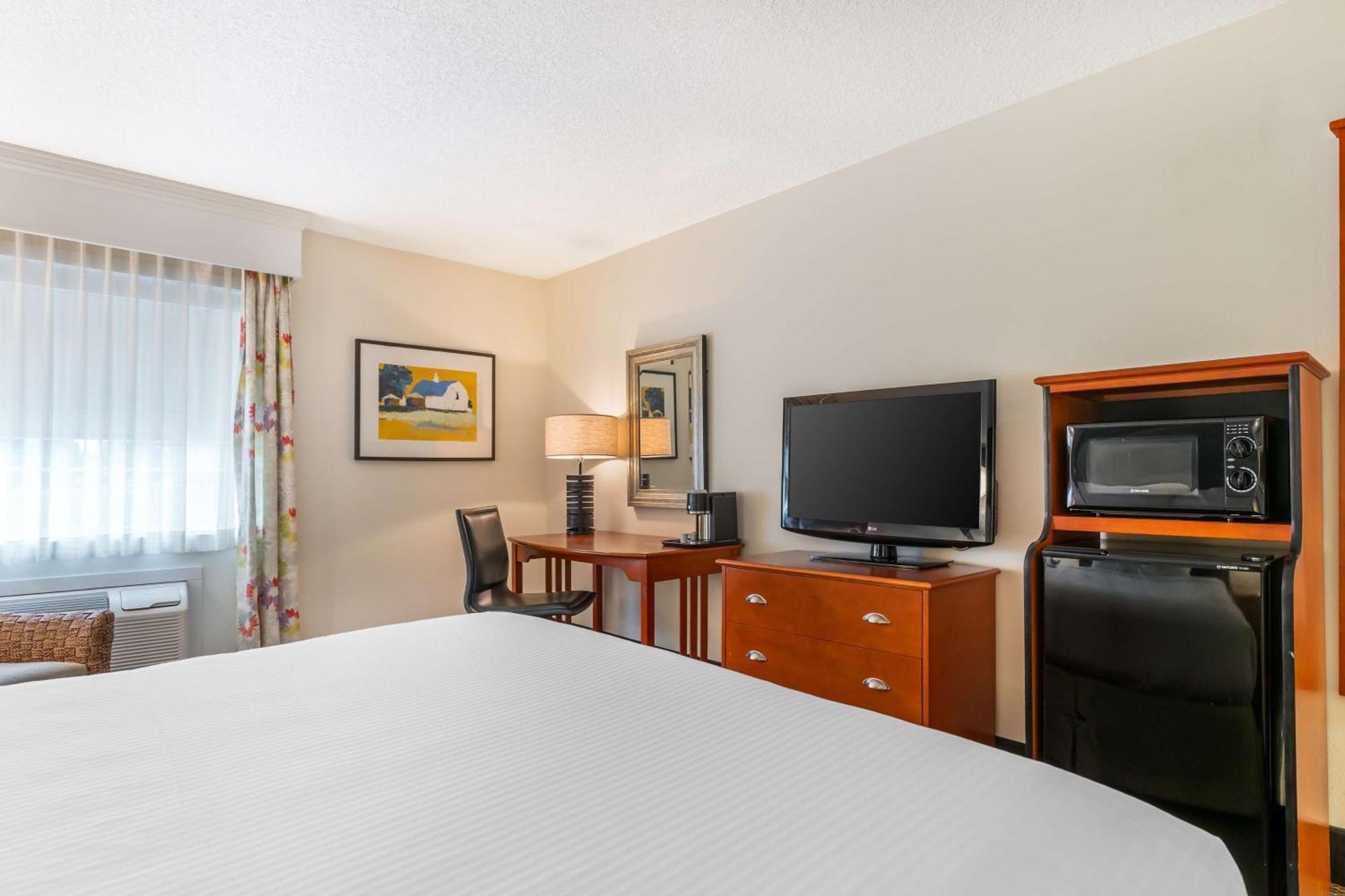 Best Western Plus University Park Inn & Suites Ames Exterior foto
