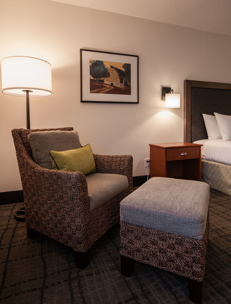 Best Western Plus University Park Inn & Suites Ames Exterior foto